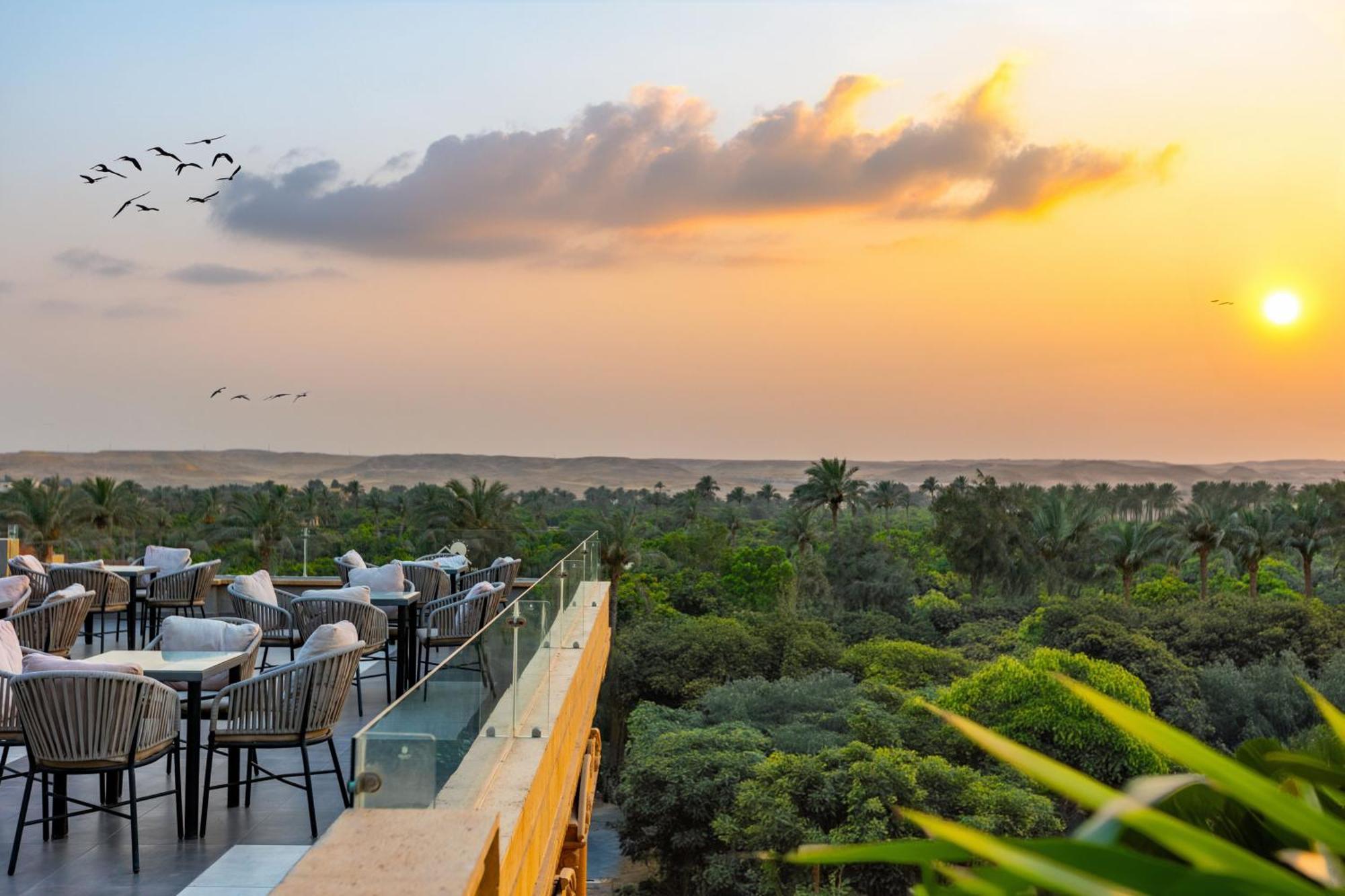 Pyramids Sunrise Inn Kafret el-Gabal Exterior photo